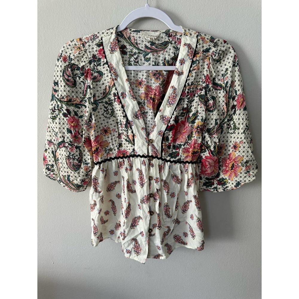 Boutique The Korner Women's Floral Paisley Kimono Style Lace Up Blouse XS
